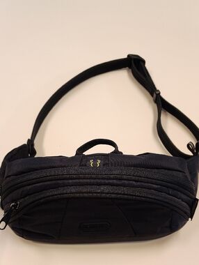 Black Men’s Crossbody Sling Bag - Compact Everyday Carry